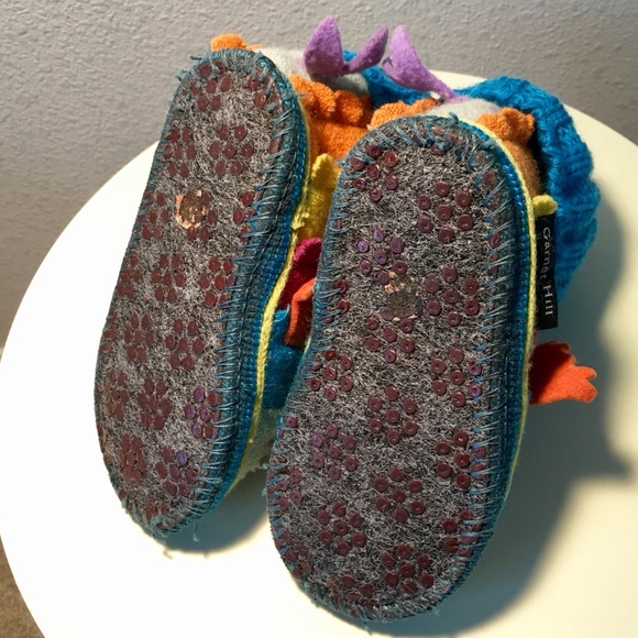 Garnet Hill fish slippers - Picture 5 of 7